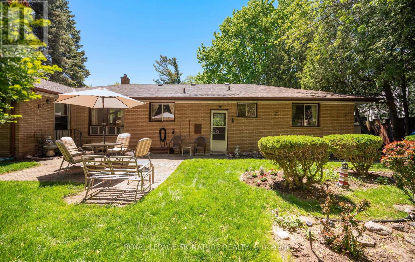 2585 JARVIS STREET - 24