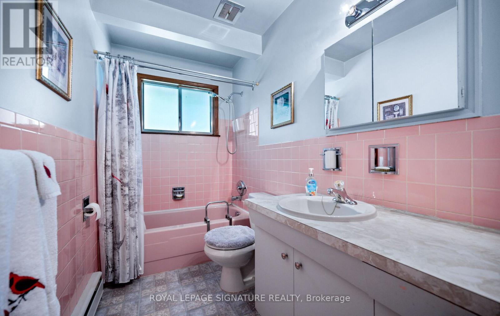 2585 JARVIS STREET - 16