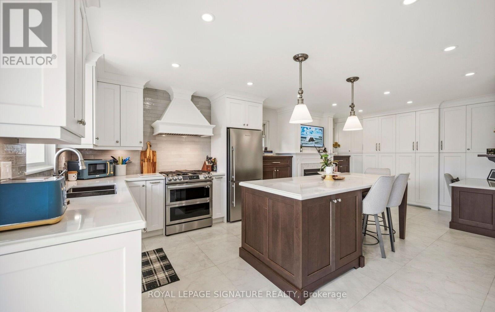 1892 BEECHKNOLL AVENUE - 12