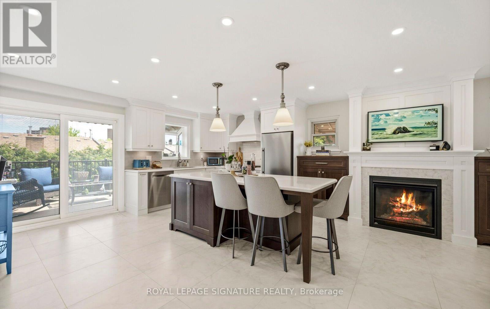 1892 BEECHKNOLL AVENUE - 13