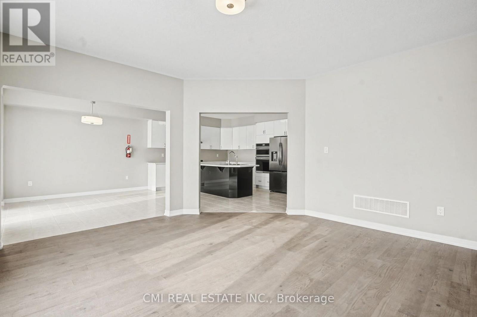 94 HITCHMAN STREET - 43