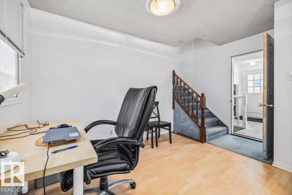 11428 79 AV NW - 16