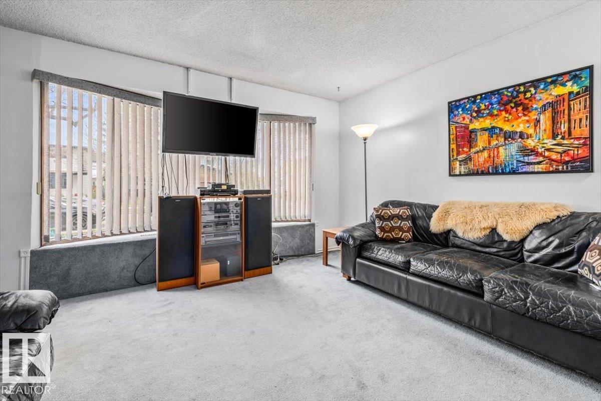 11428 79 AV NW - Image 11
