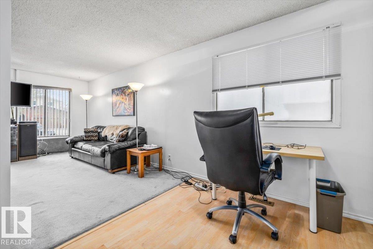 11428 79 AV NW - Image 15