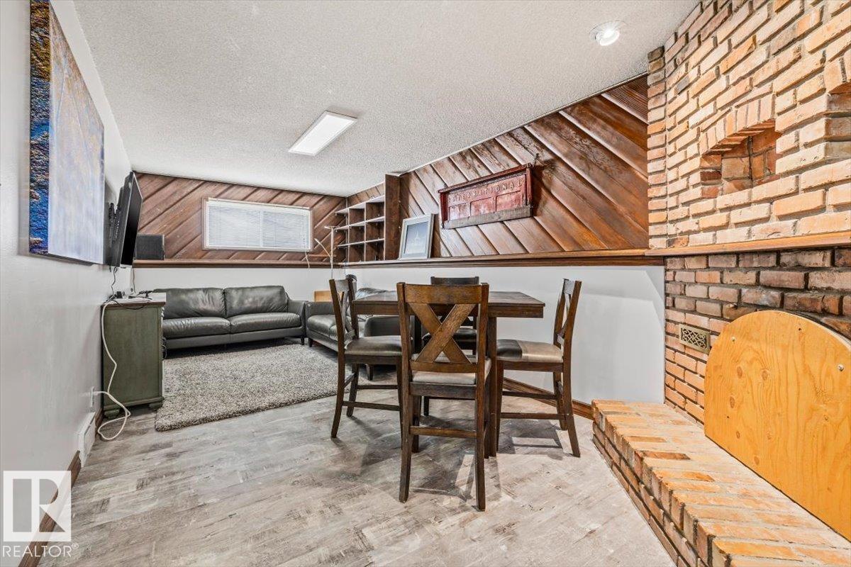 11428 79 AV NW - 28