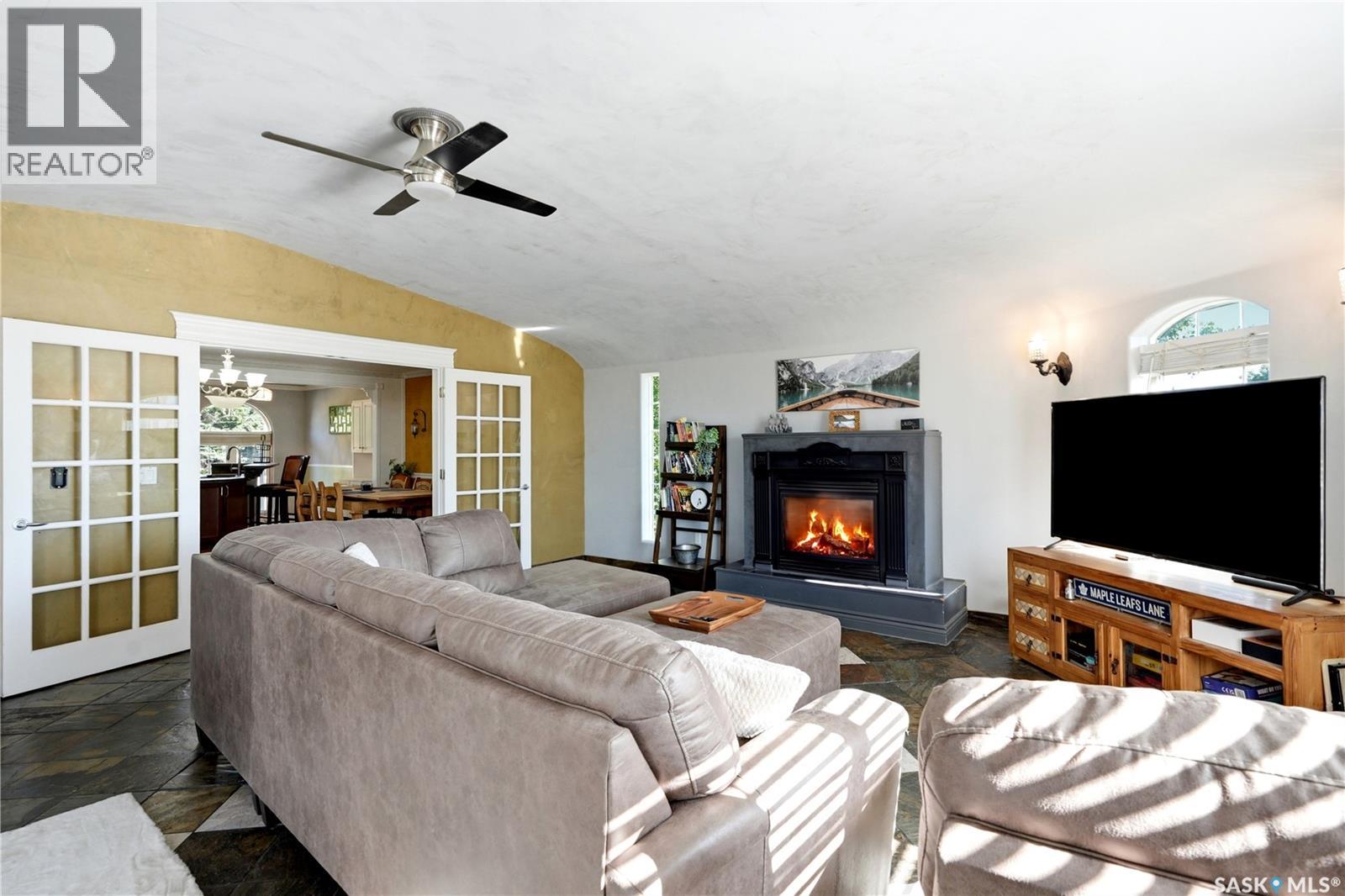 308 3rd STREET W - 10