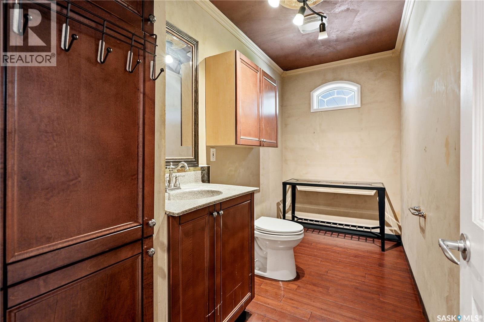 308 3rd STREET W - 12