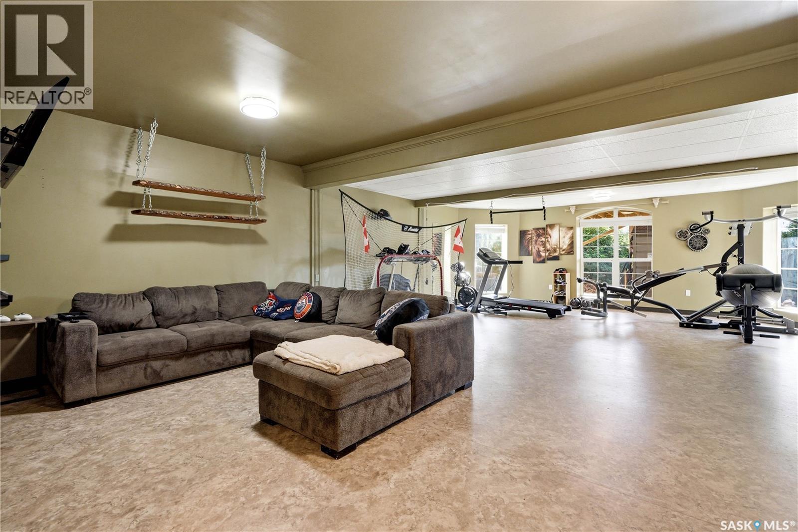 308 3rd STREET W - 21