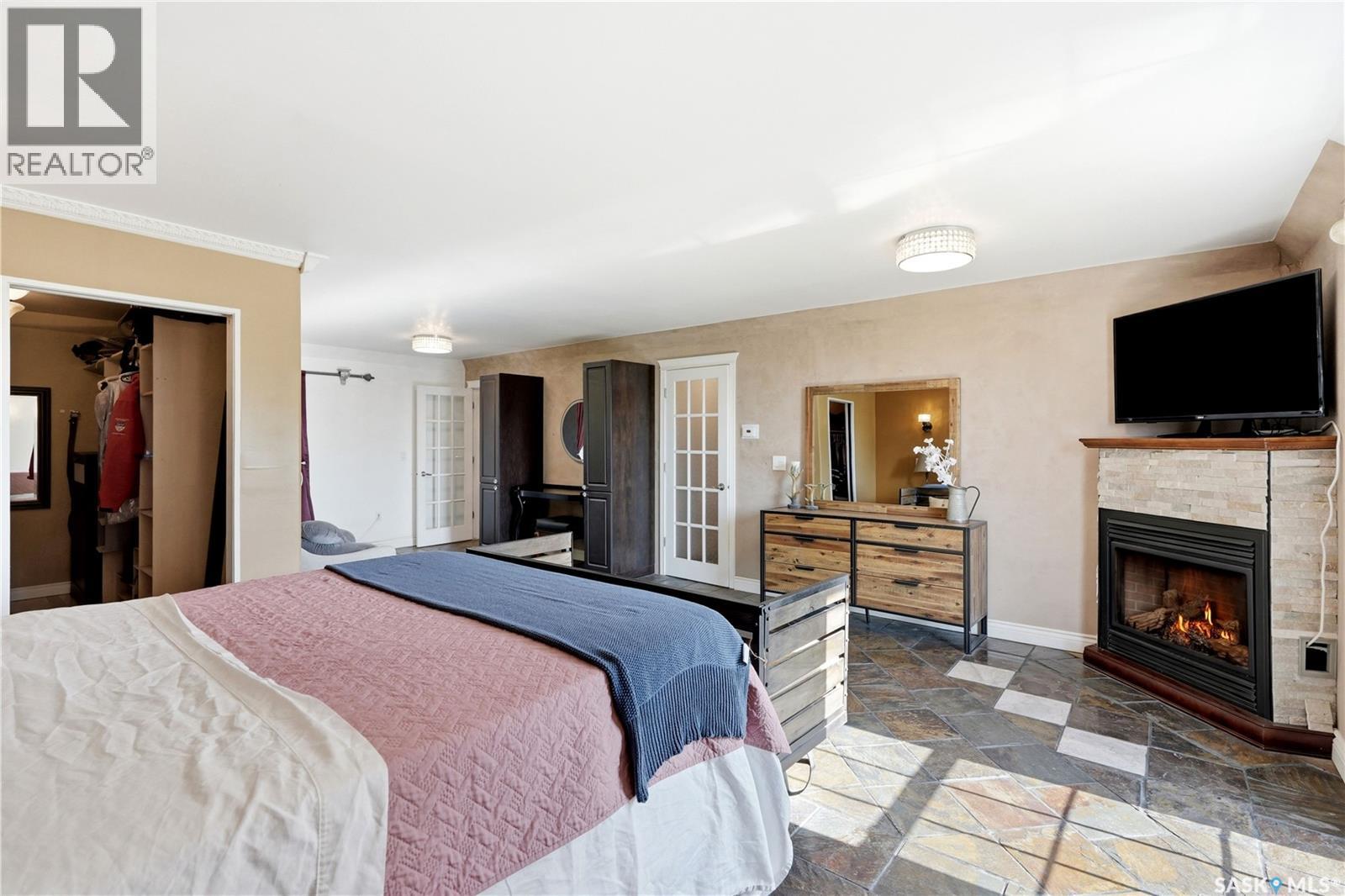 308 3rd STREET W - 15