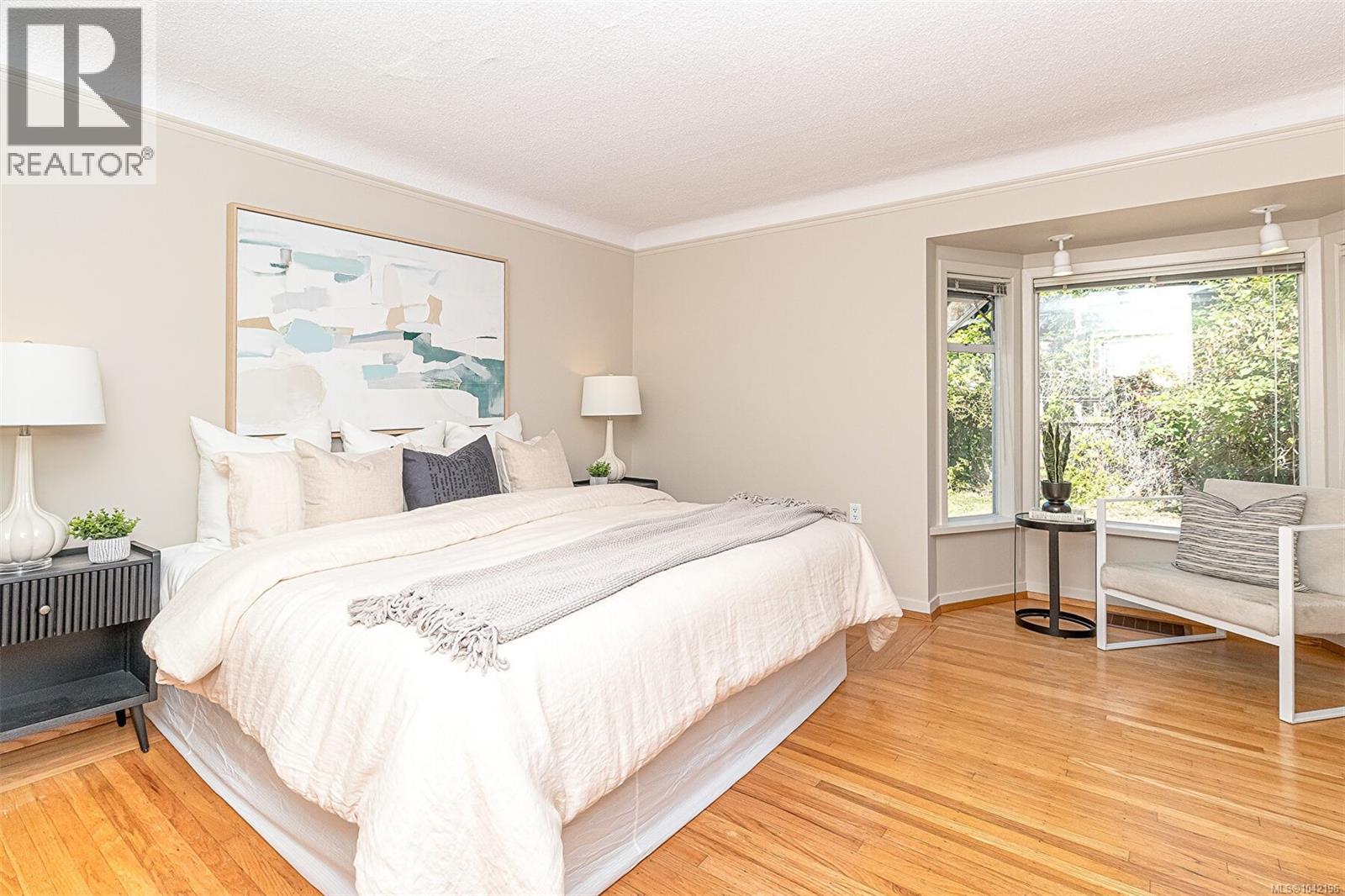 880 Somenos St - 15