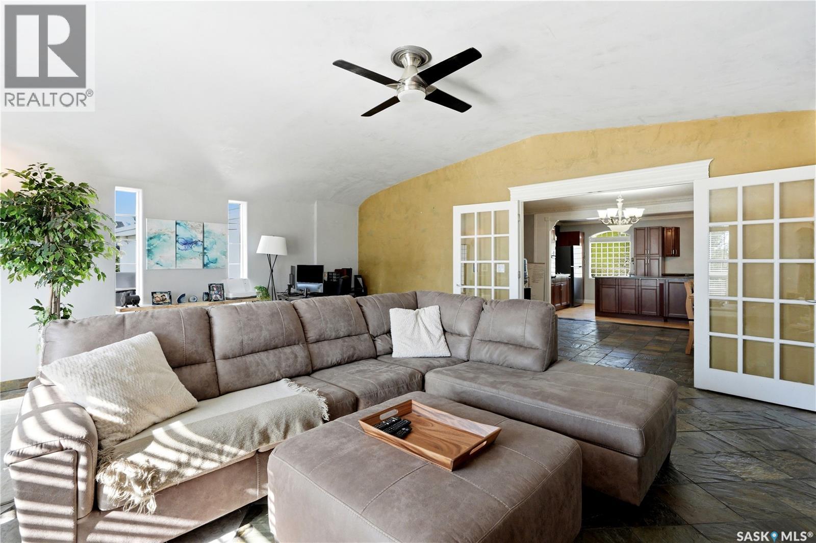 308 3rd STREET W - 11