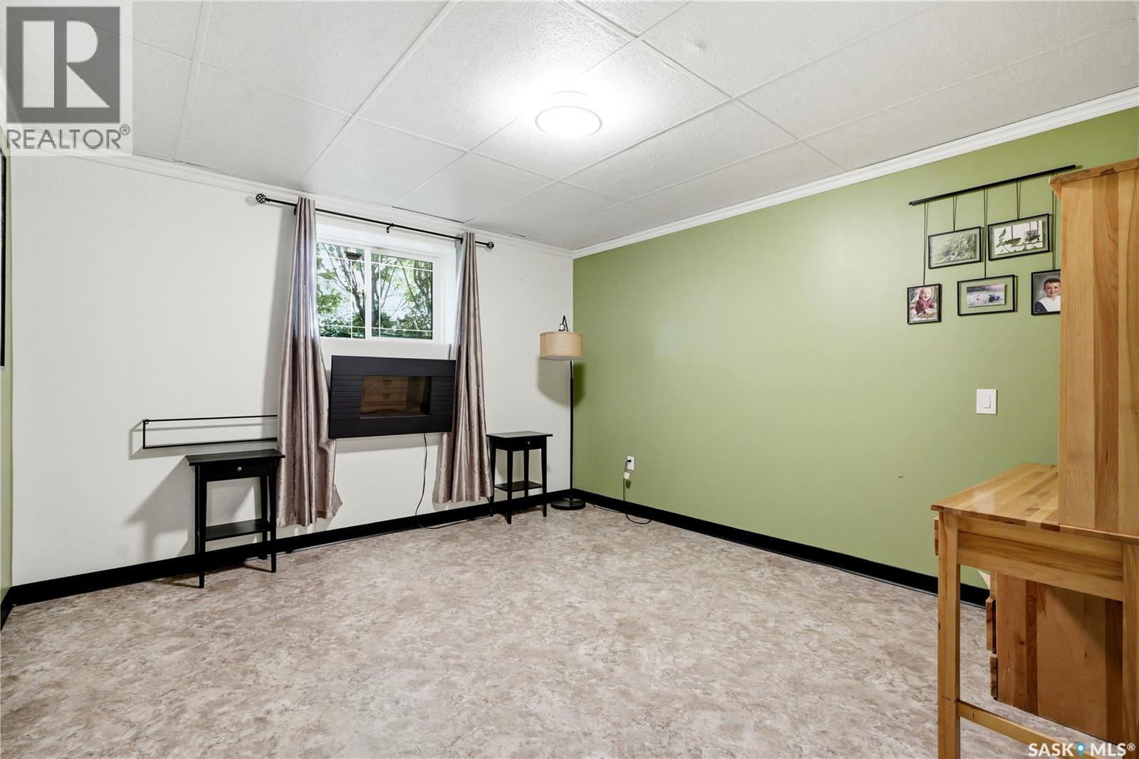 308 3rd STREET W - 29