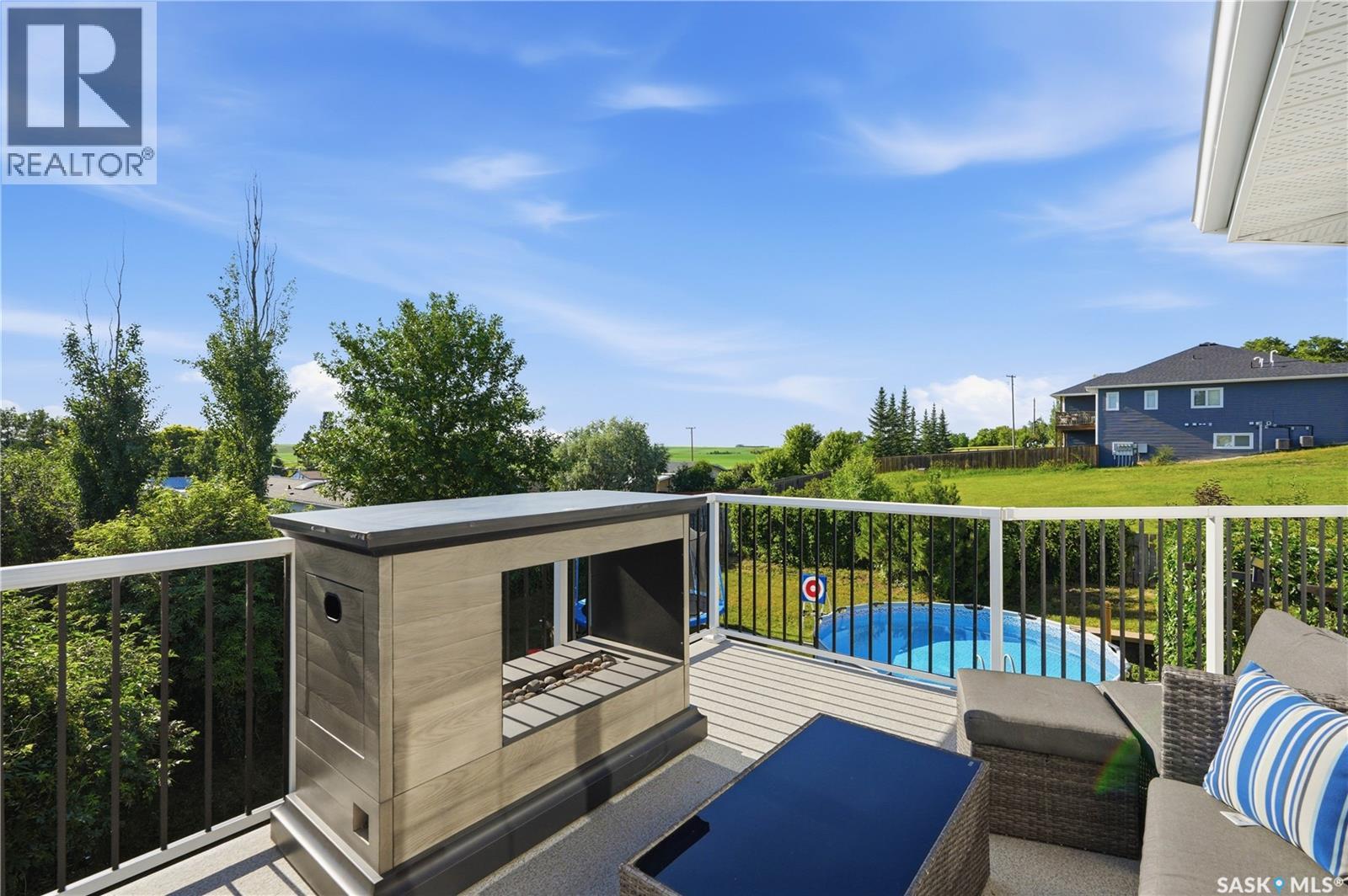308 3rd STREET W - 33