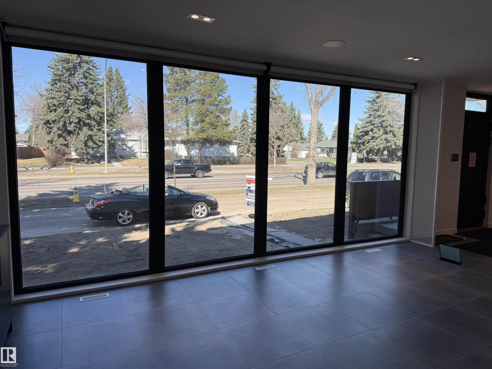 8815 142 ST NW NW - 7