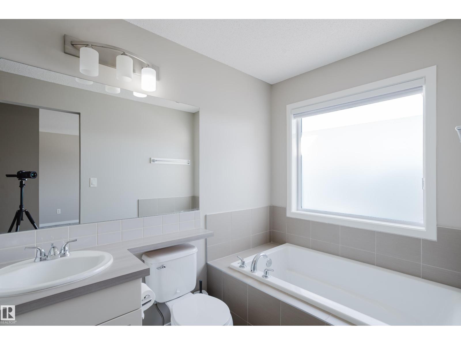17707 59 ST NW - 34