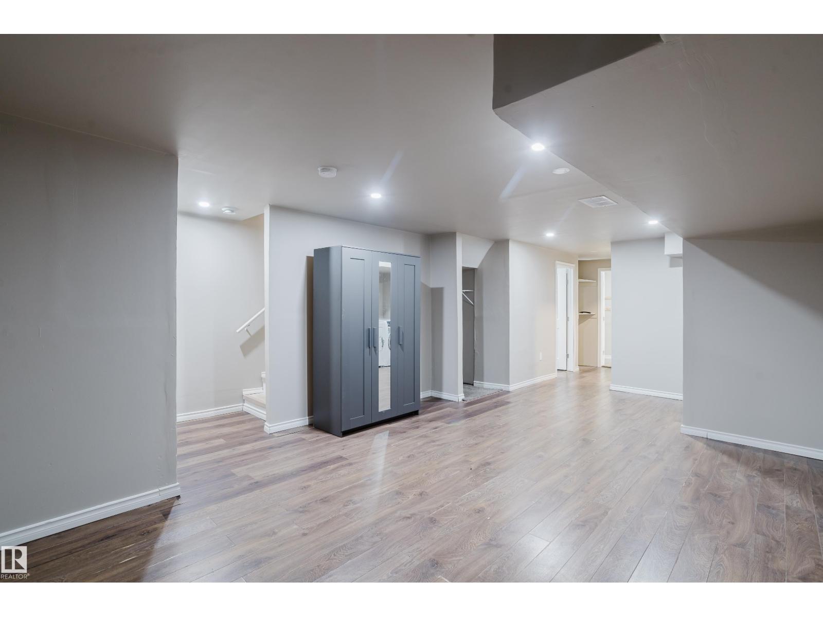 17707 59 ST NW - 45