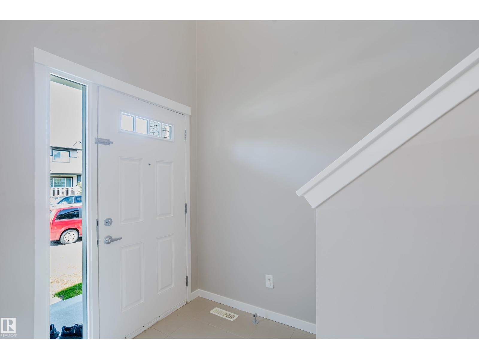 17707 59 ST NW - 5