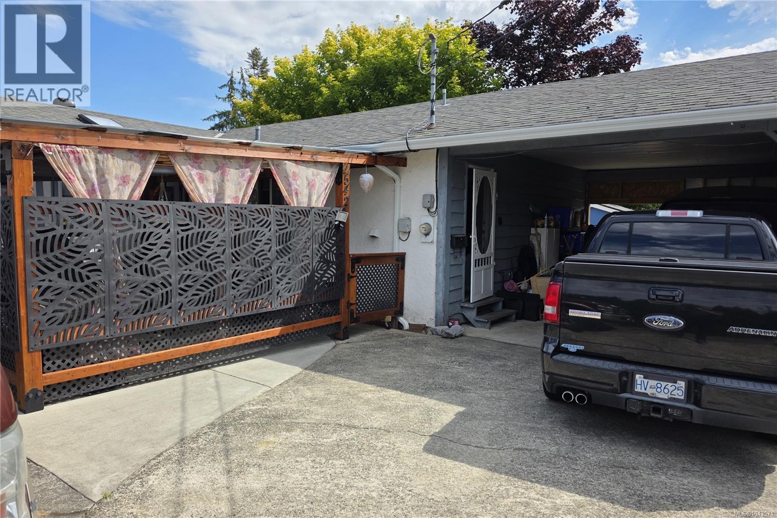 542 Grayson Rd - 1
