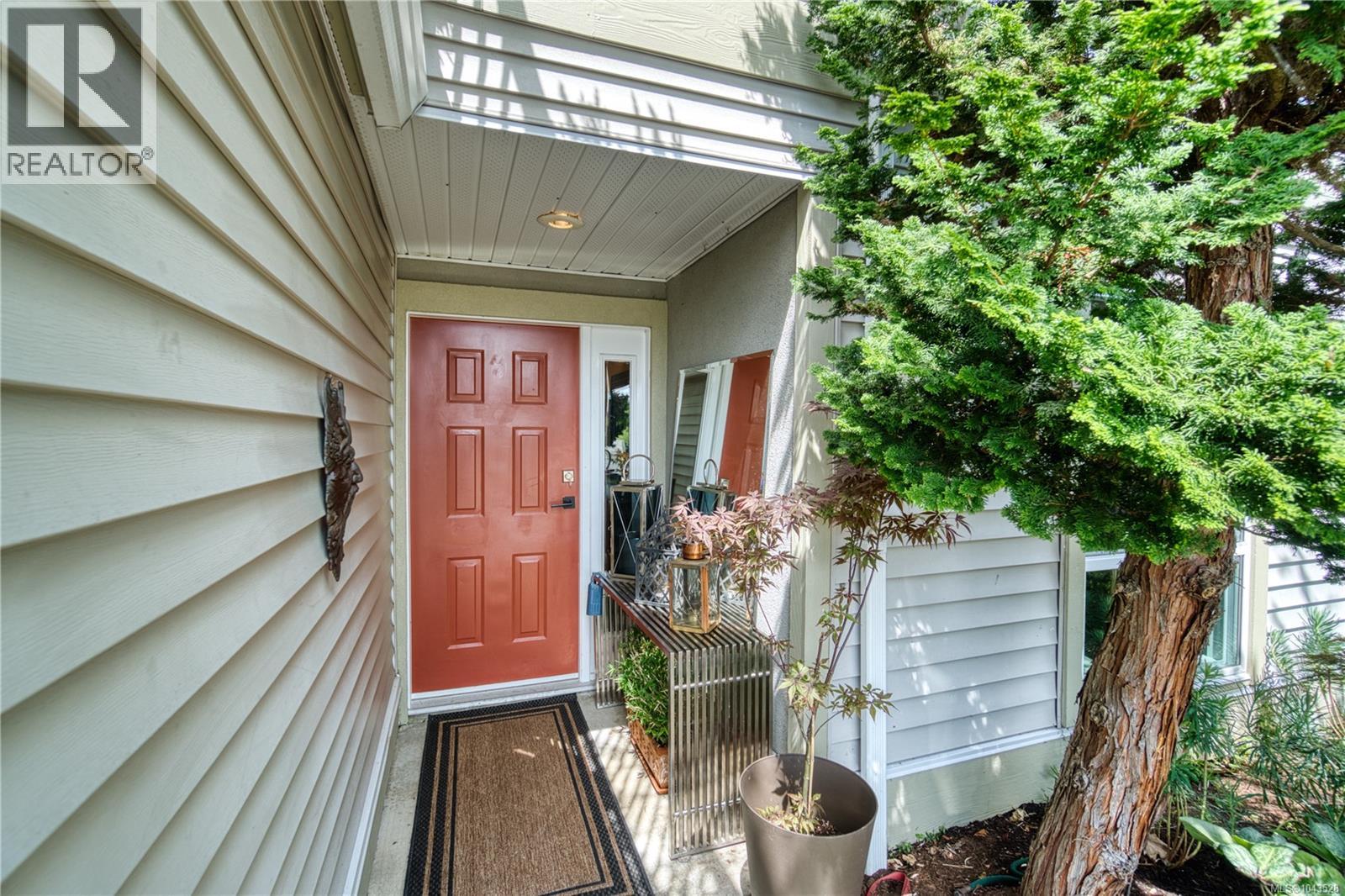 5969 Waterton Dr, Nanaimo