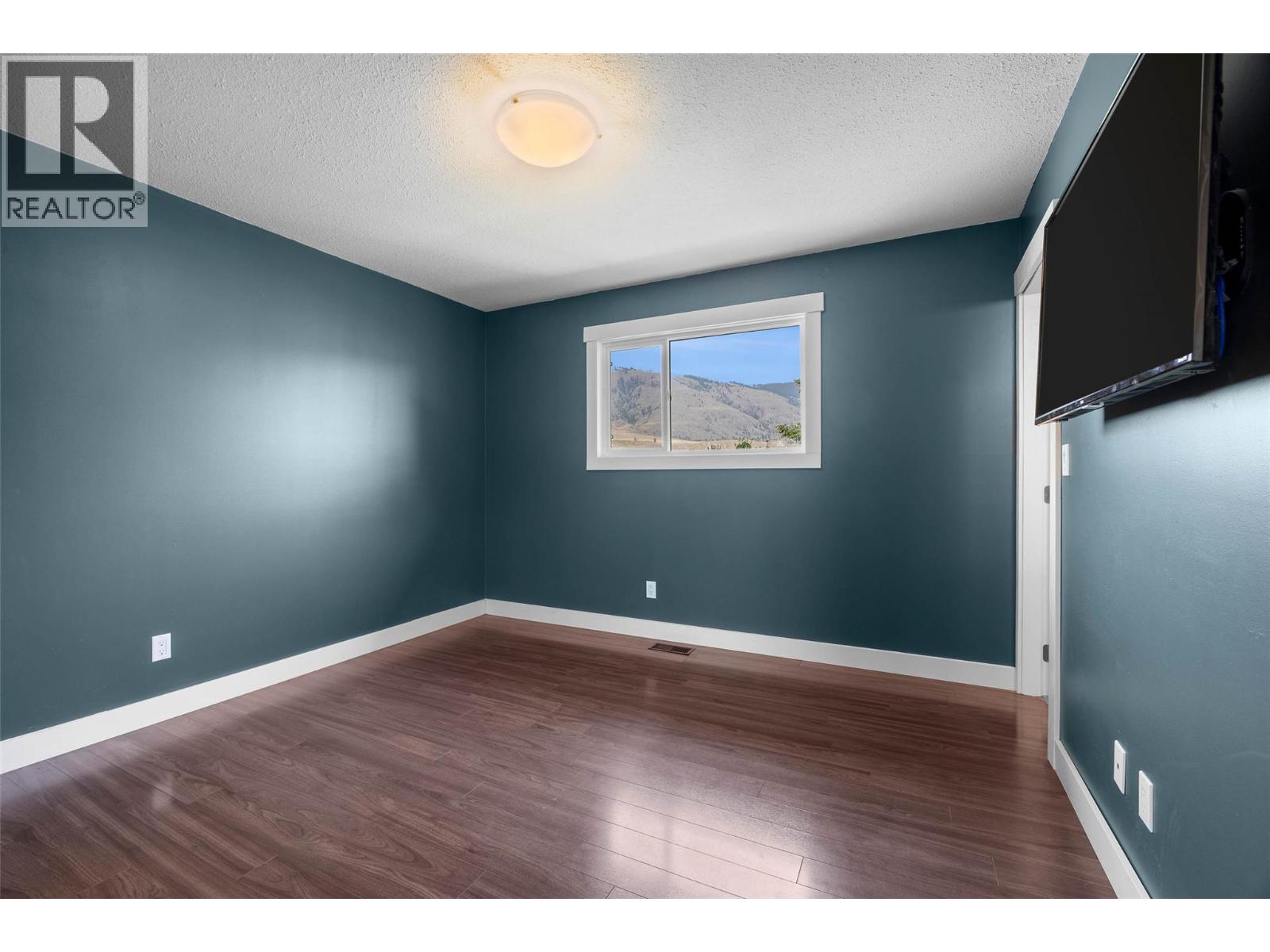 265 MCKAY Place - 21