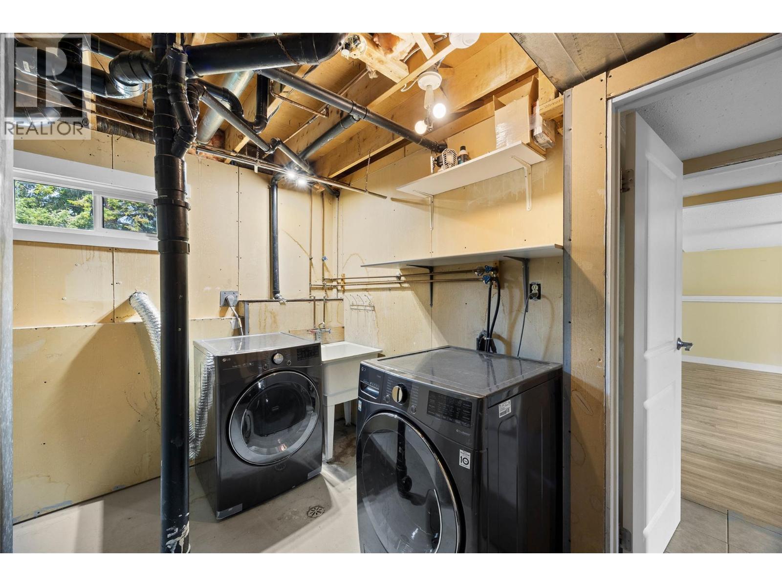 265 MCKAY Place - 45
