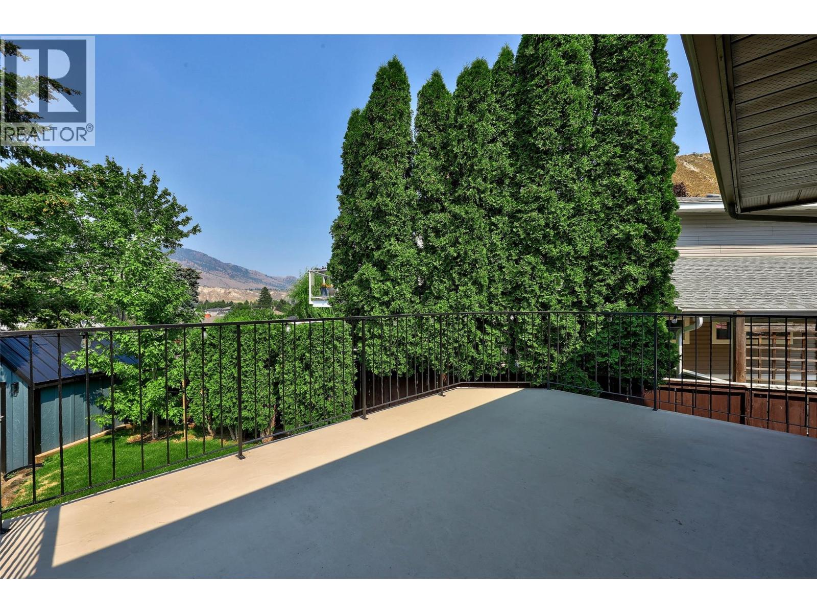 265 MCKAY Place - 12