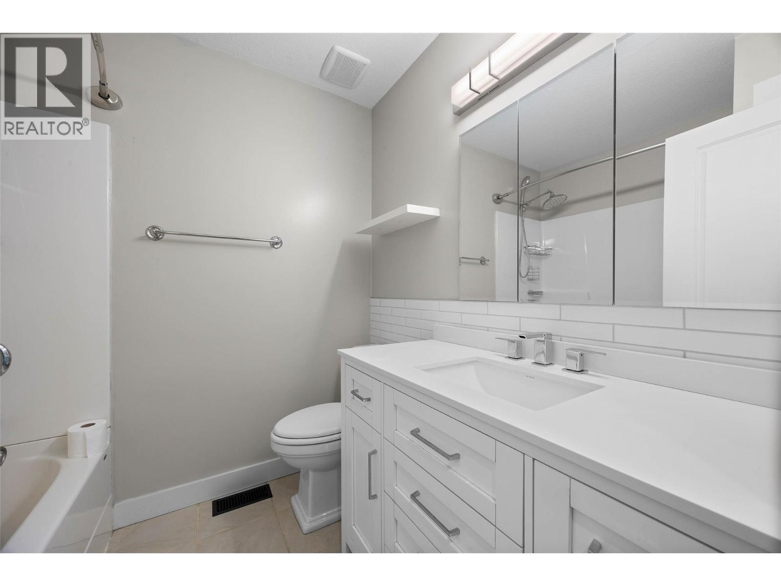 265 MCKAY Place - 24
