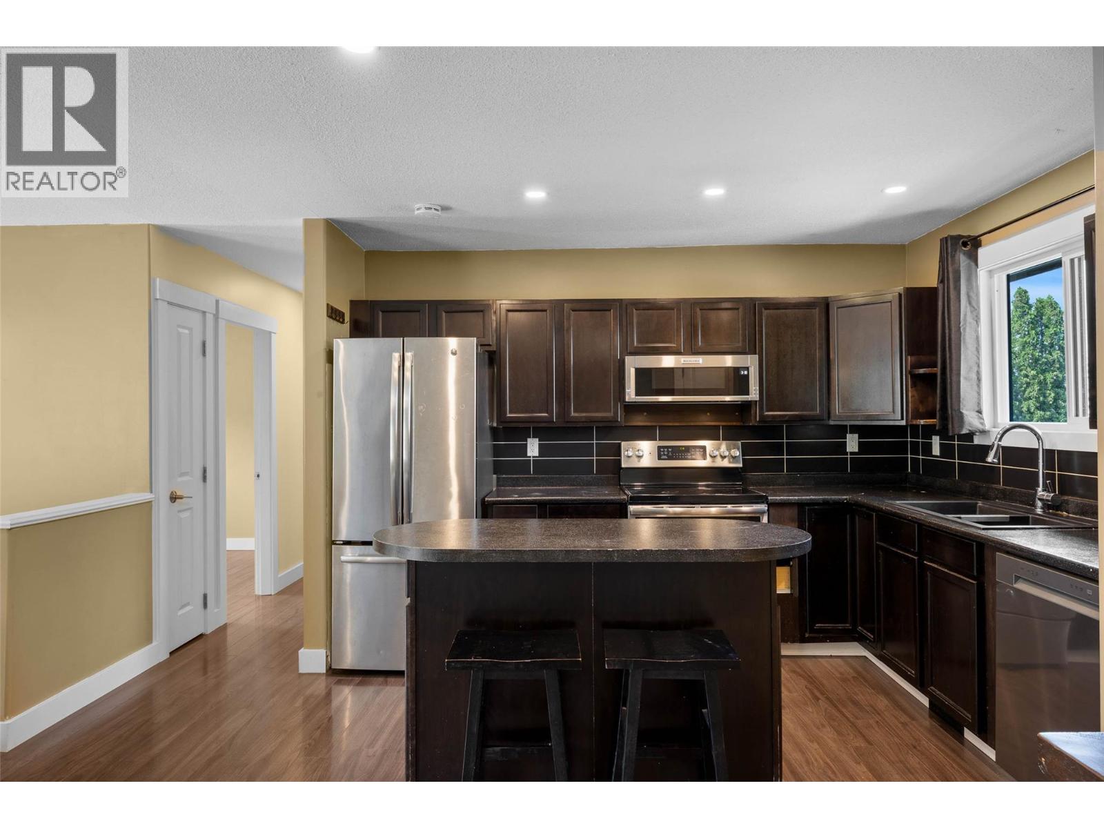 265 MCKAY Place - 16