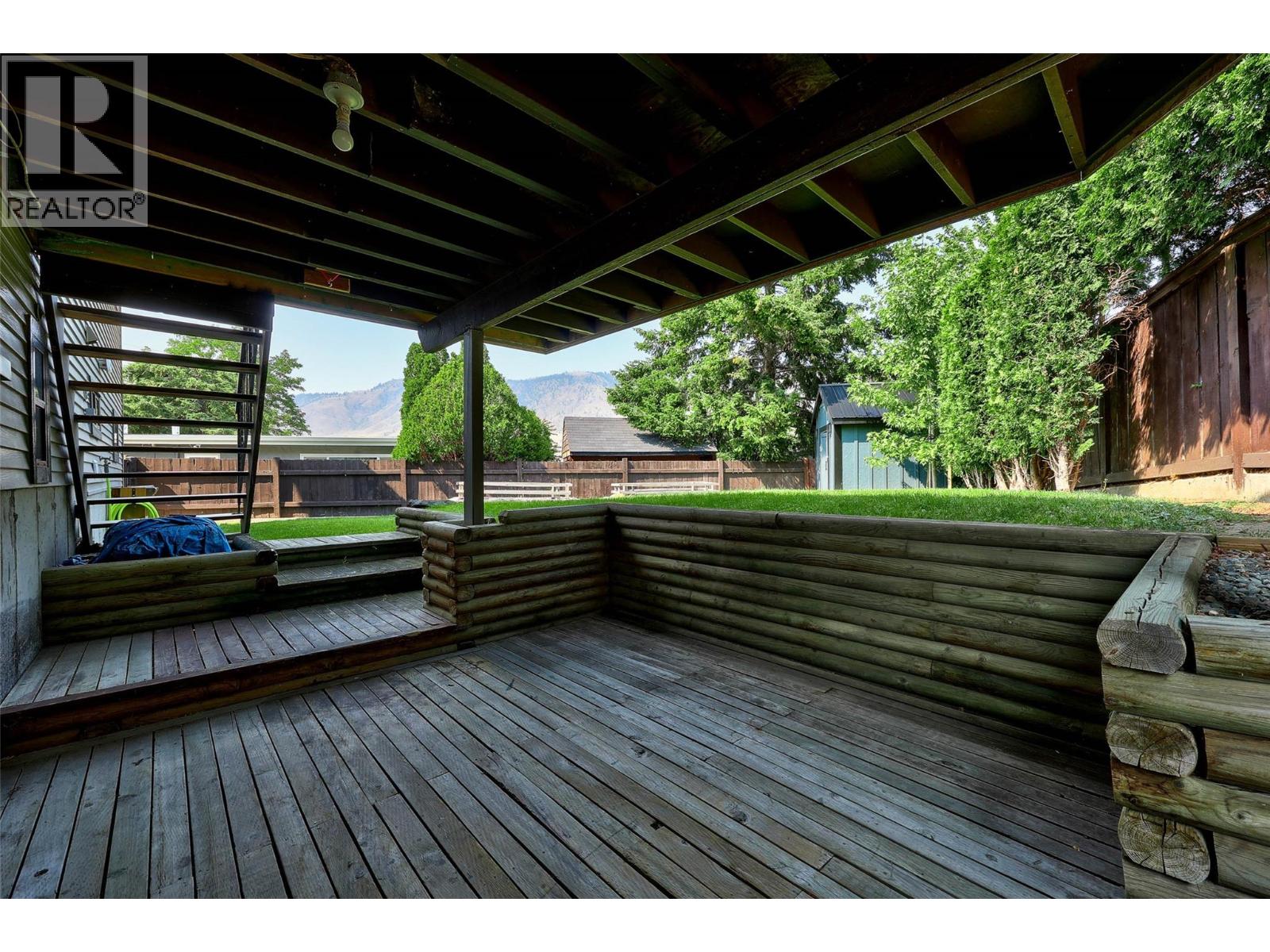 265 MCKAY Place - 28
