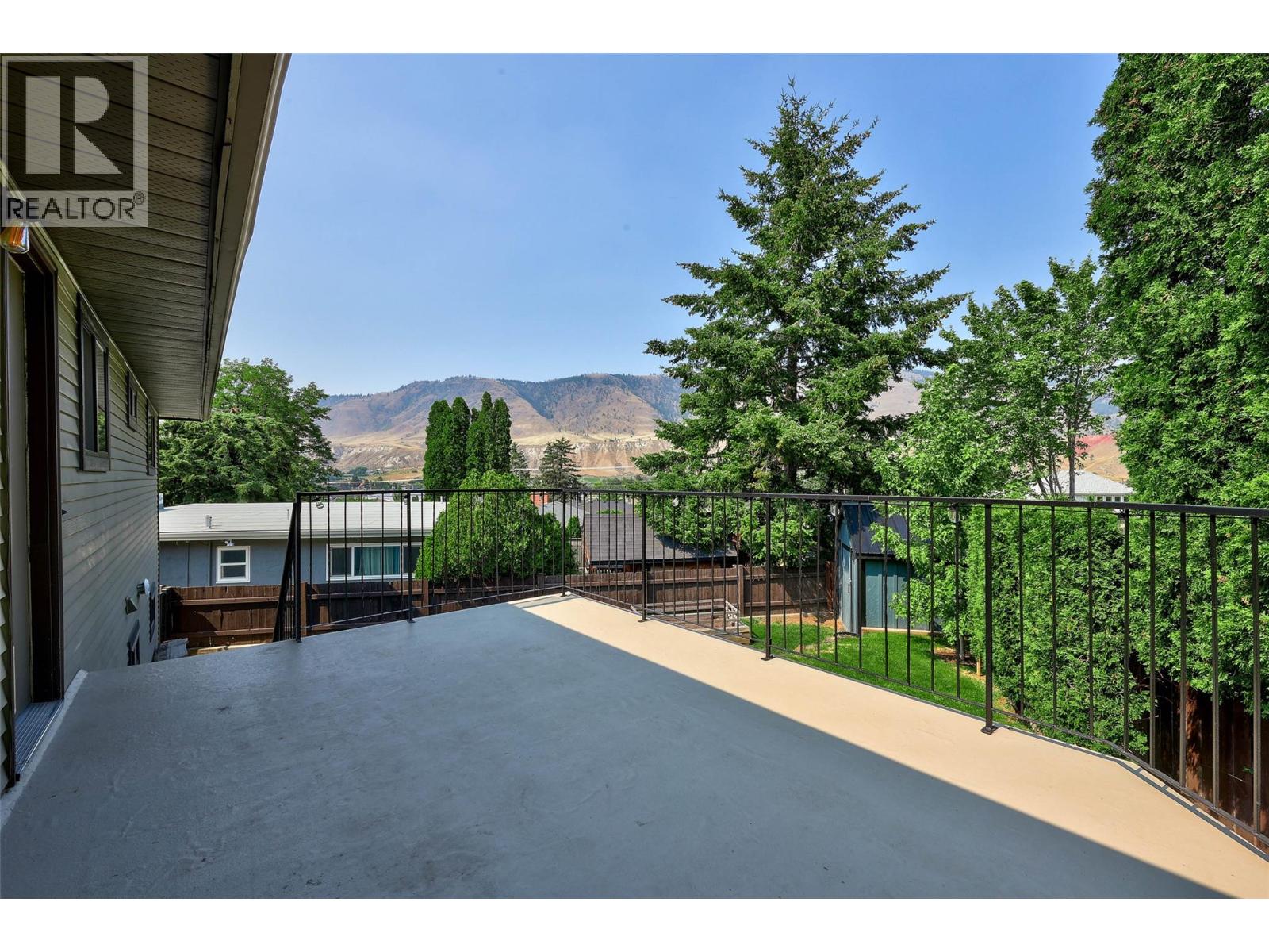265 MCKAY Place - 11