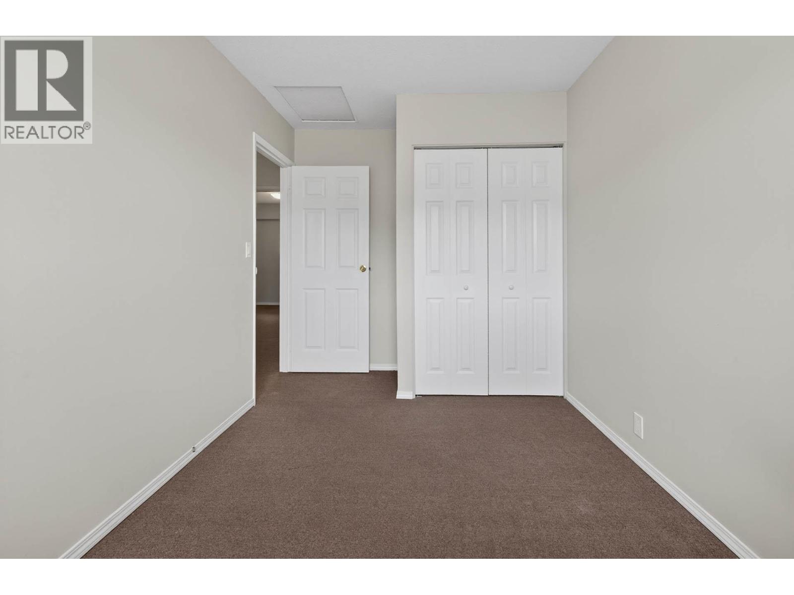 #59 800 Southill Street - Image 16
