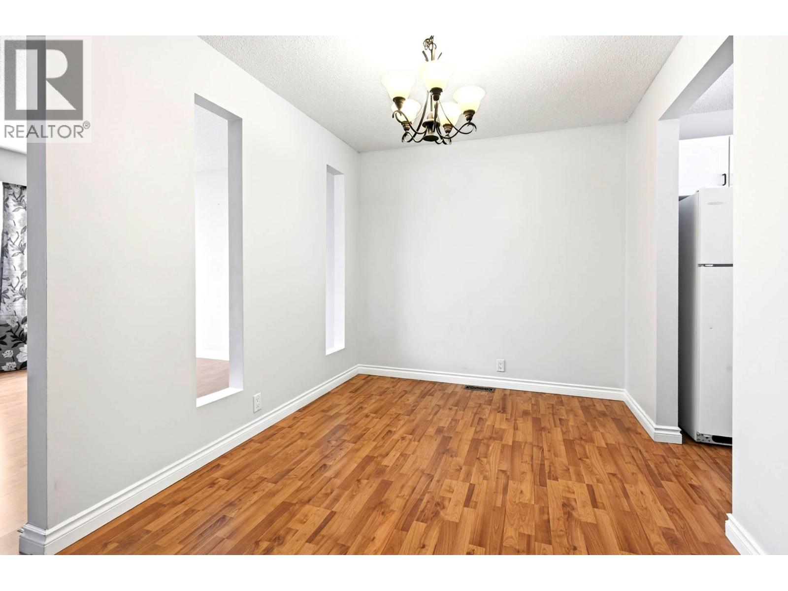 #59 800 Southill Street - Image 7