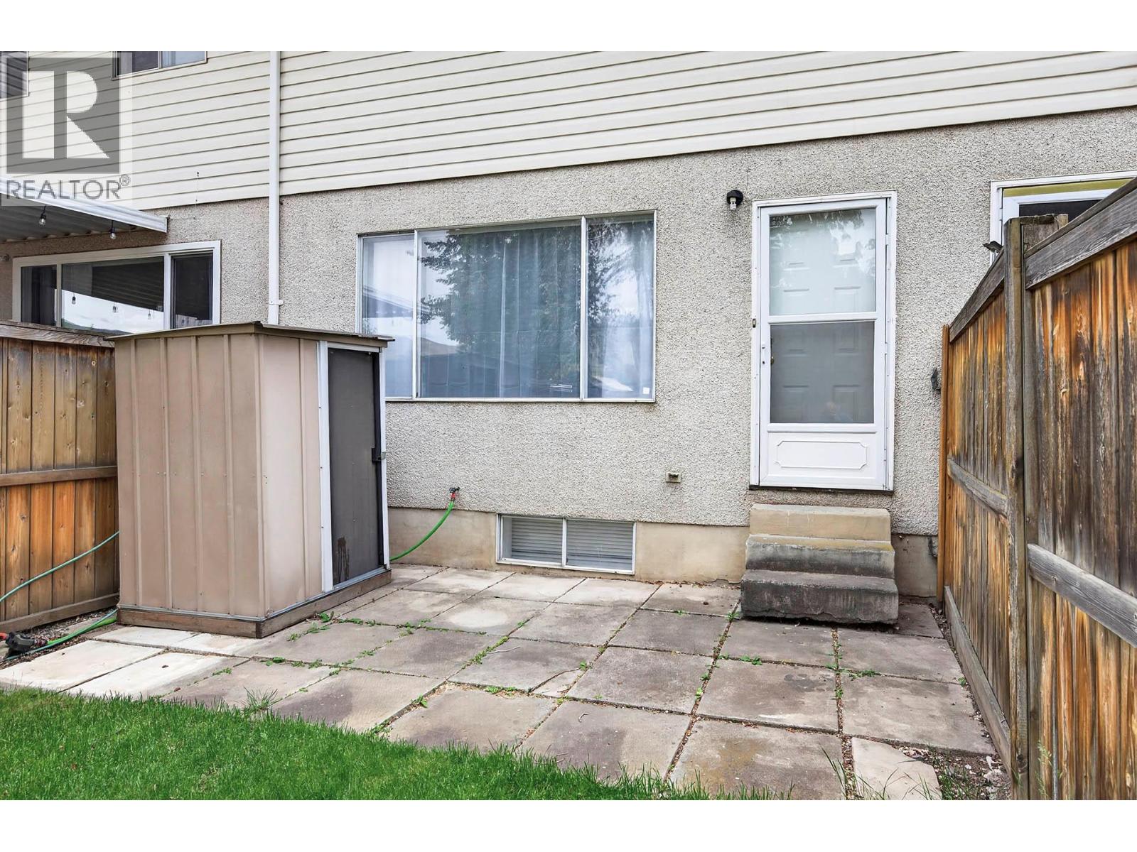 #59 800 Southill Street - 27