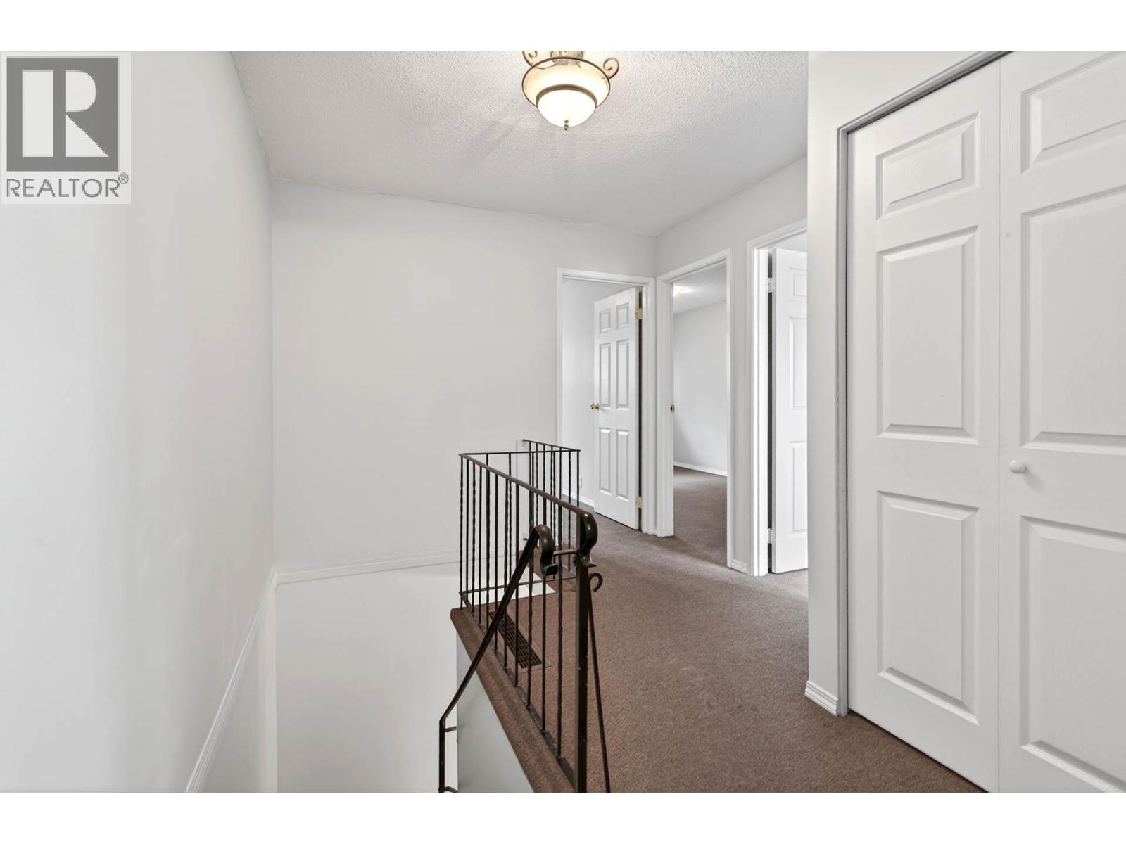 #59 800 Southill Street - 14