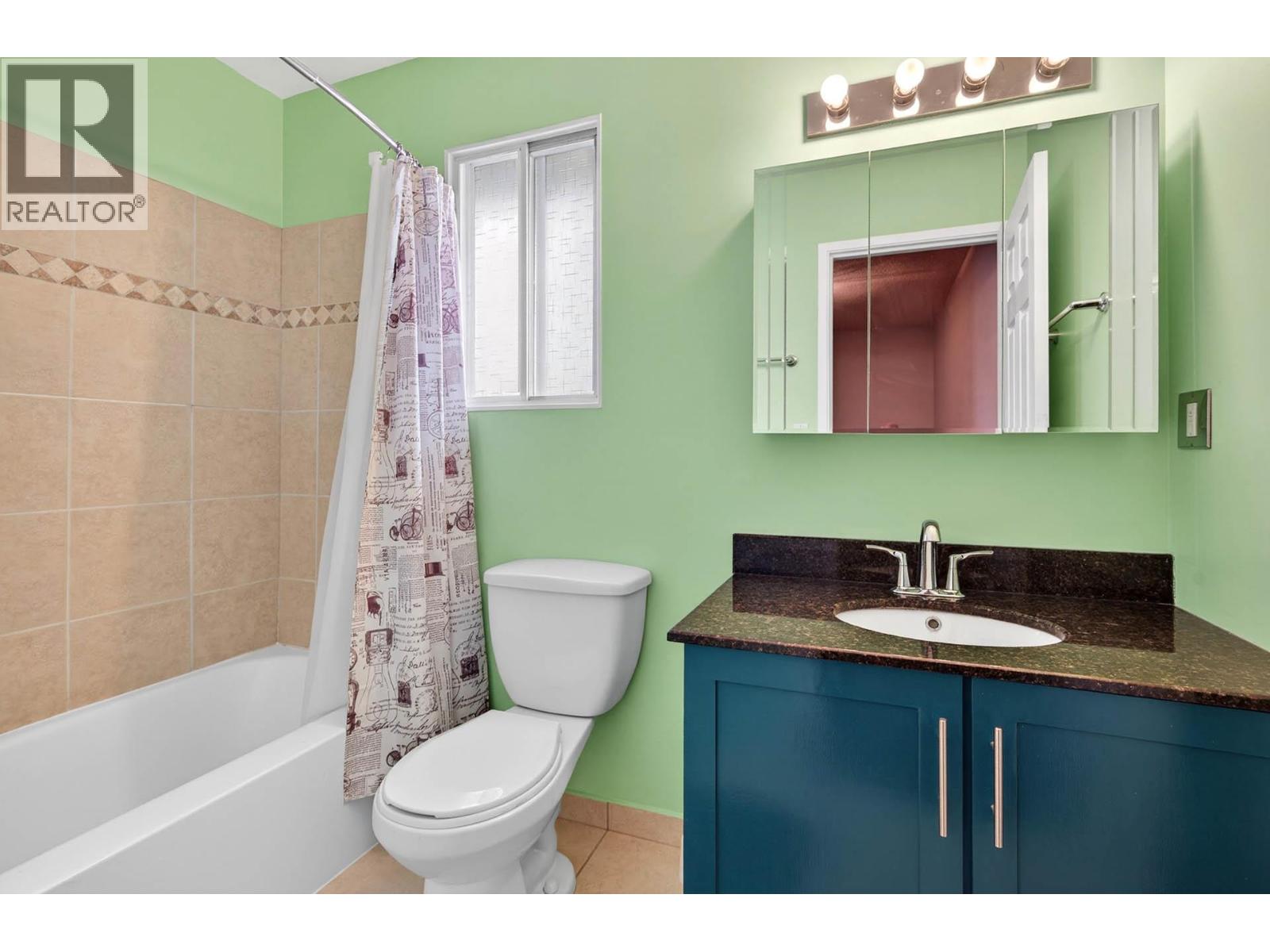 #59 800 Southill Street - Image 22