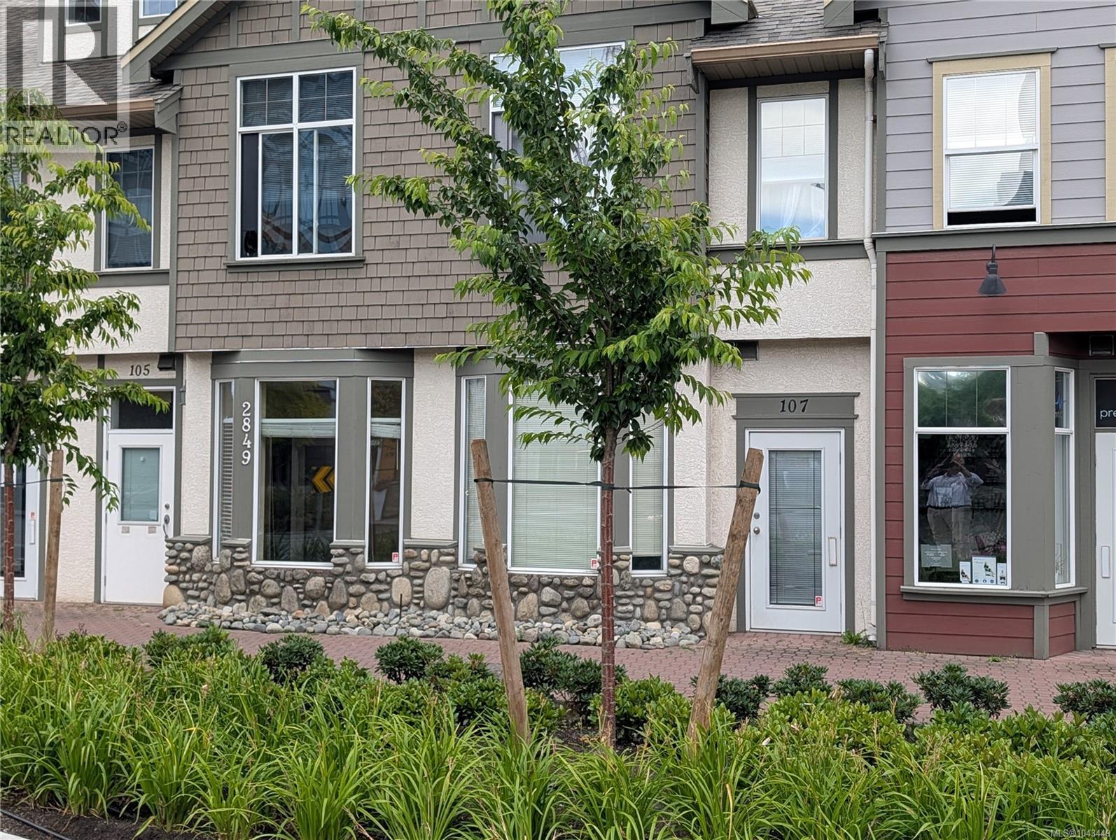 103 & 105 2849 Peatt Road, Langford