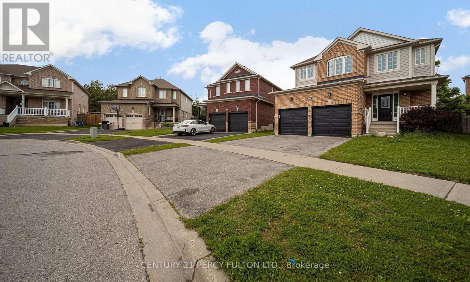 91 LAPRADE SQUARE - 4