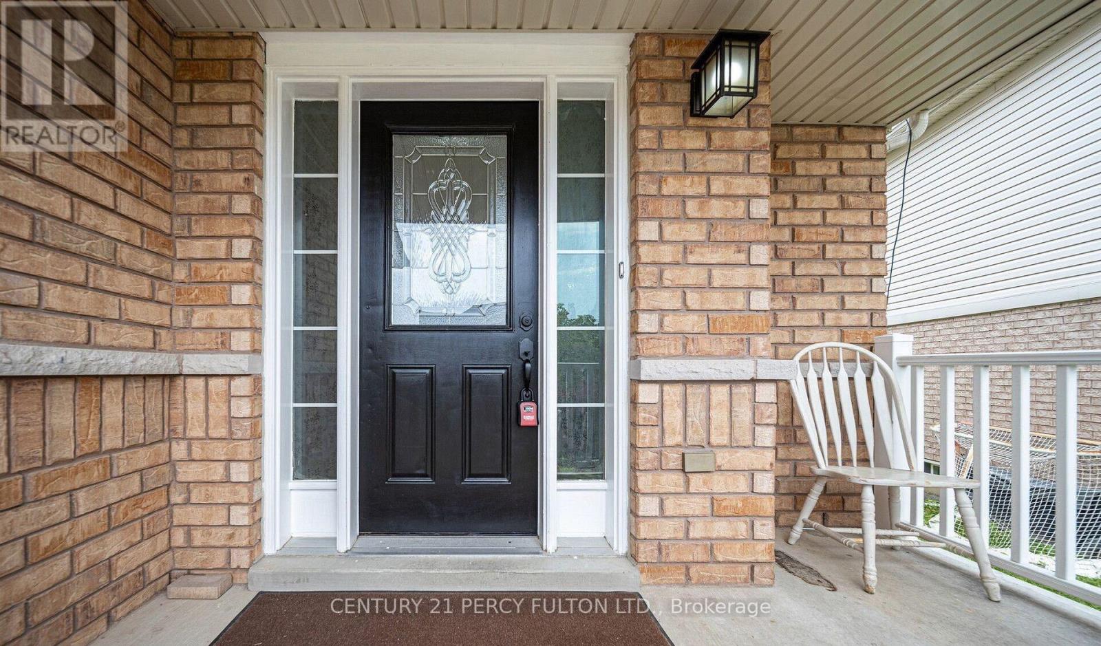 91 LAPRADE SQUARE - 5