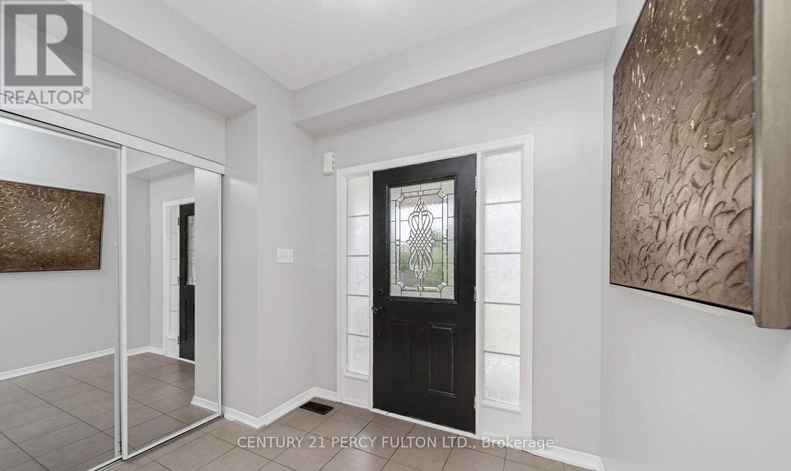91 LAPRADE SQUARE - 7