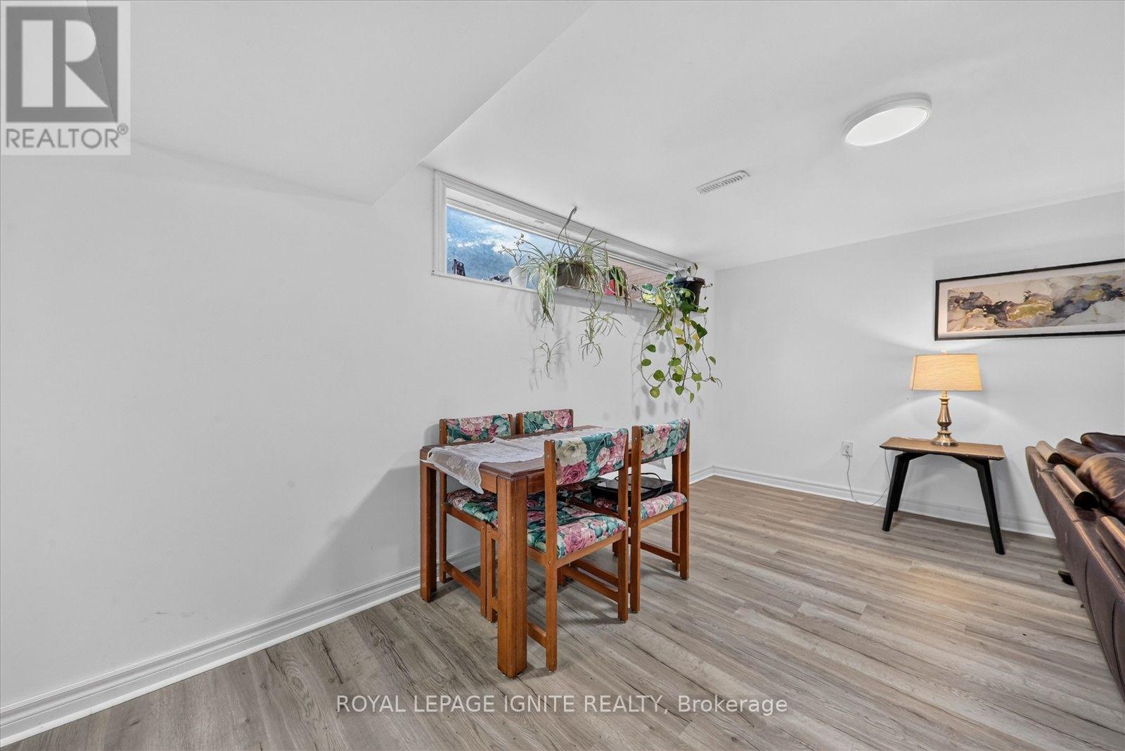 7 BRIARBLUFF AVENUE - Image 35