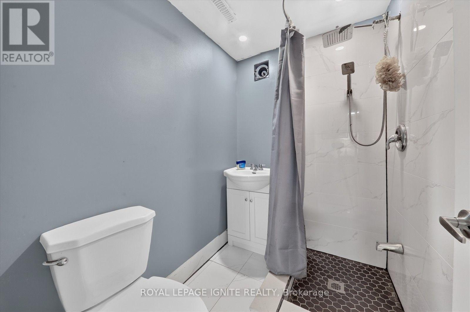 7 BRIARBLUFF AVENUE - Image 37