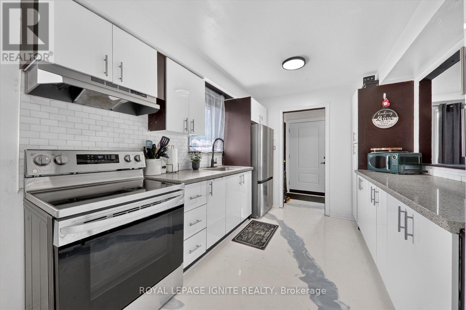 7 BRIARBLUFF AVENUE - Image 12