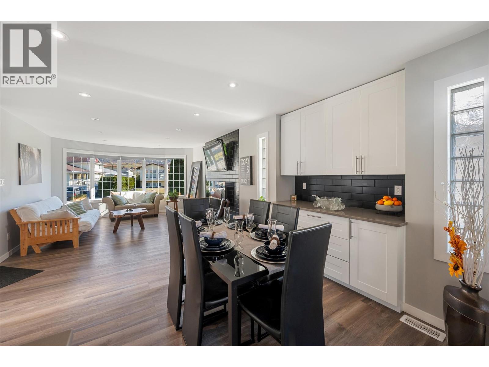 38 BAYVIEW Crescent - 19
