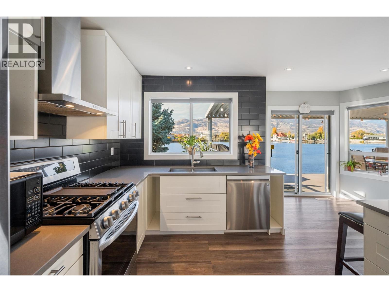 38 BAYVIEW Crescent - 20