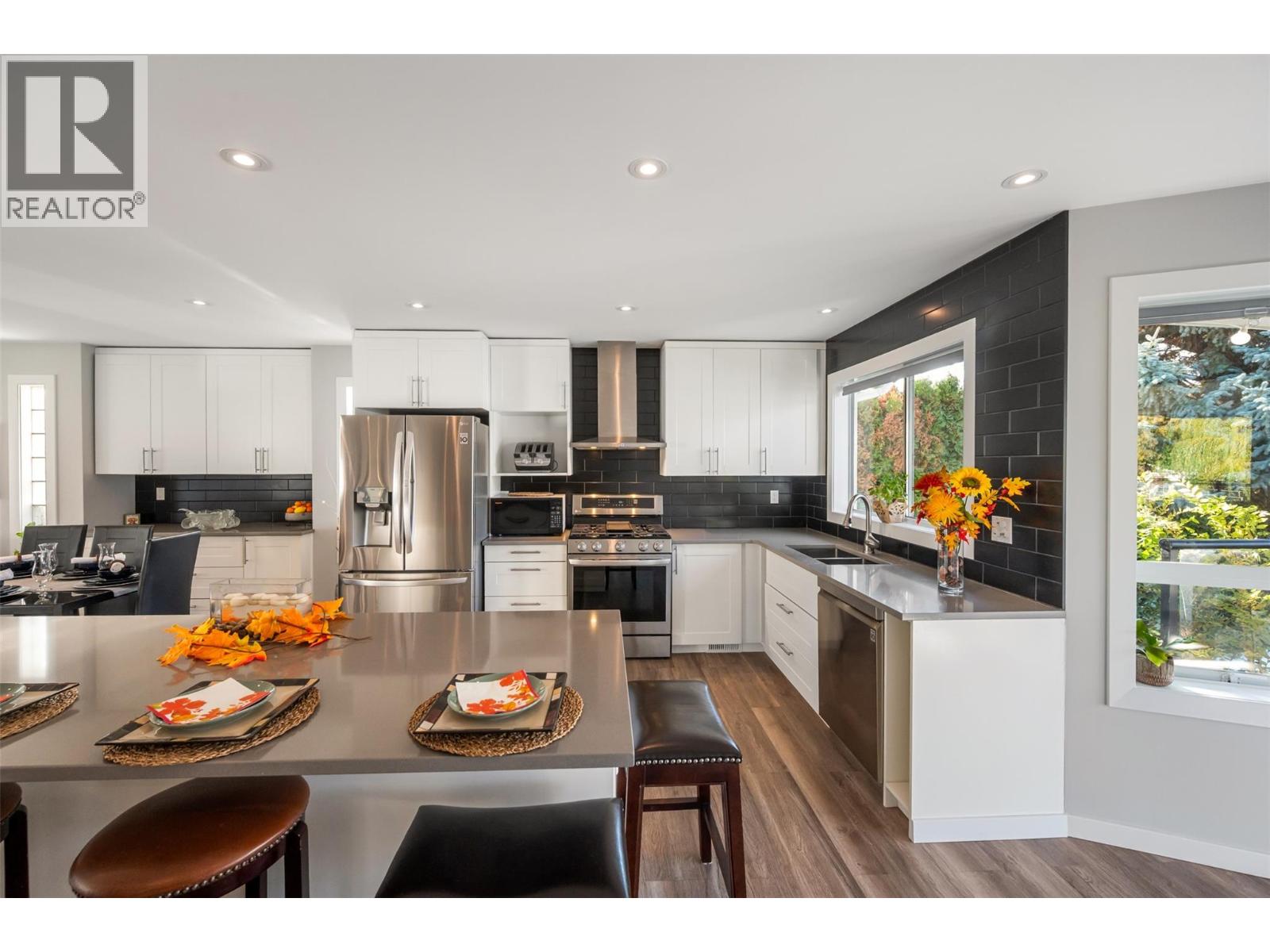 38 BAYVIEW Crescent - 25