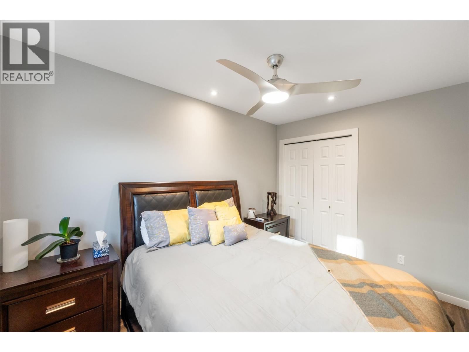 38 BAYVIEW Crescent - 34