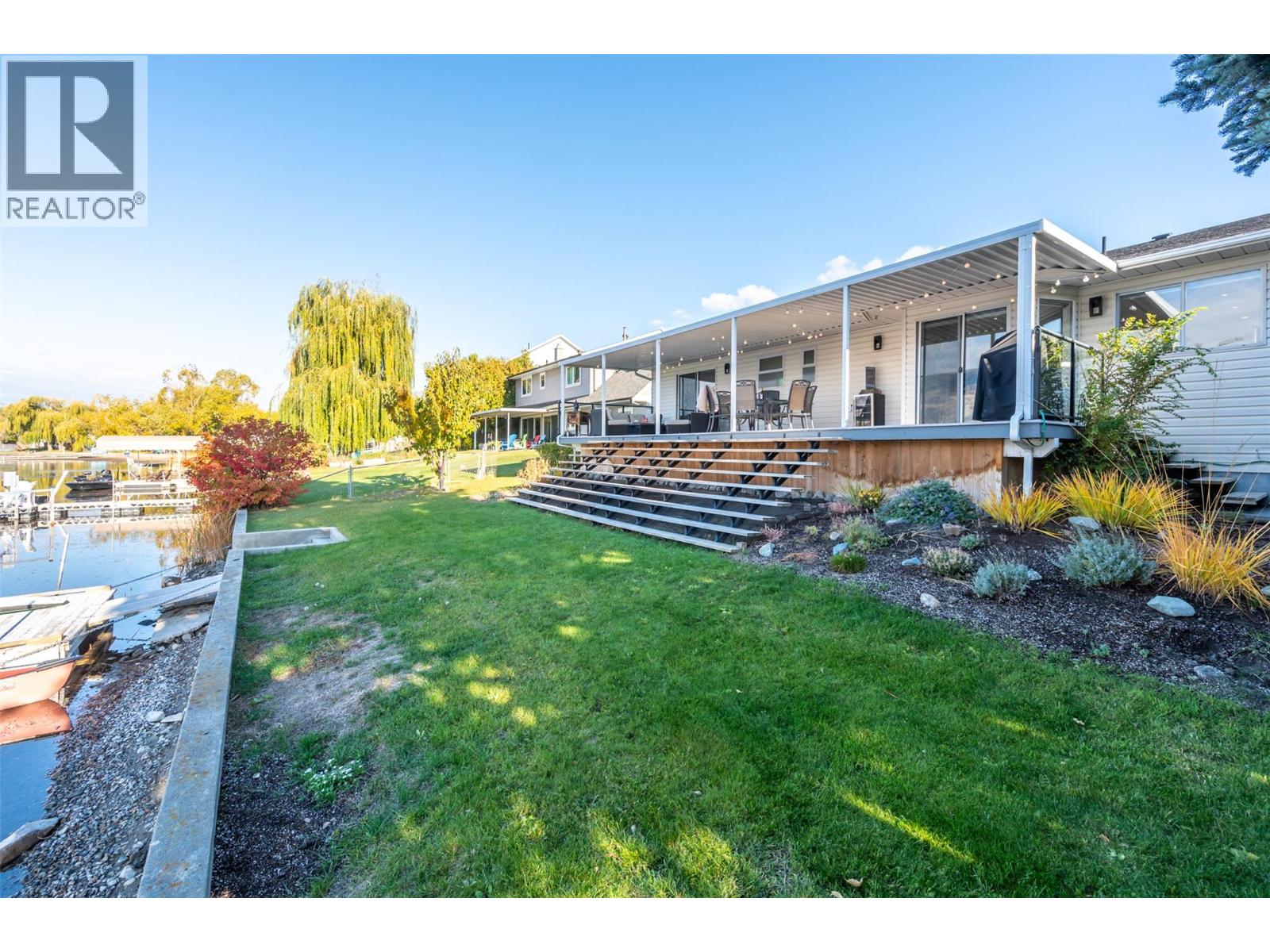 38 BAYVIEW Crescent - 50