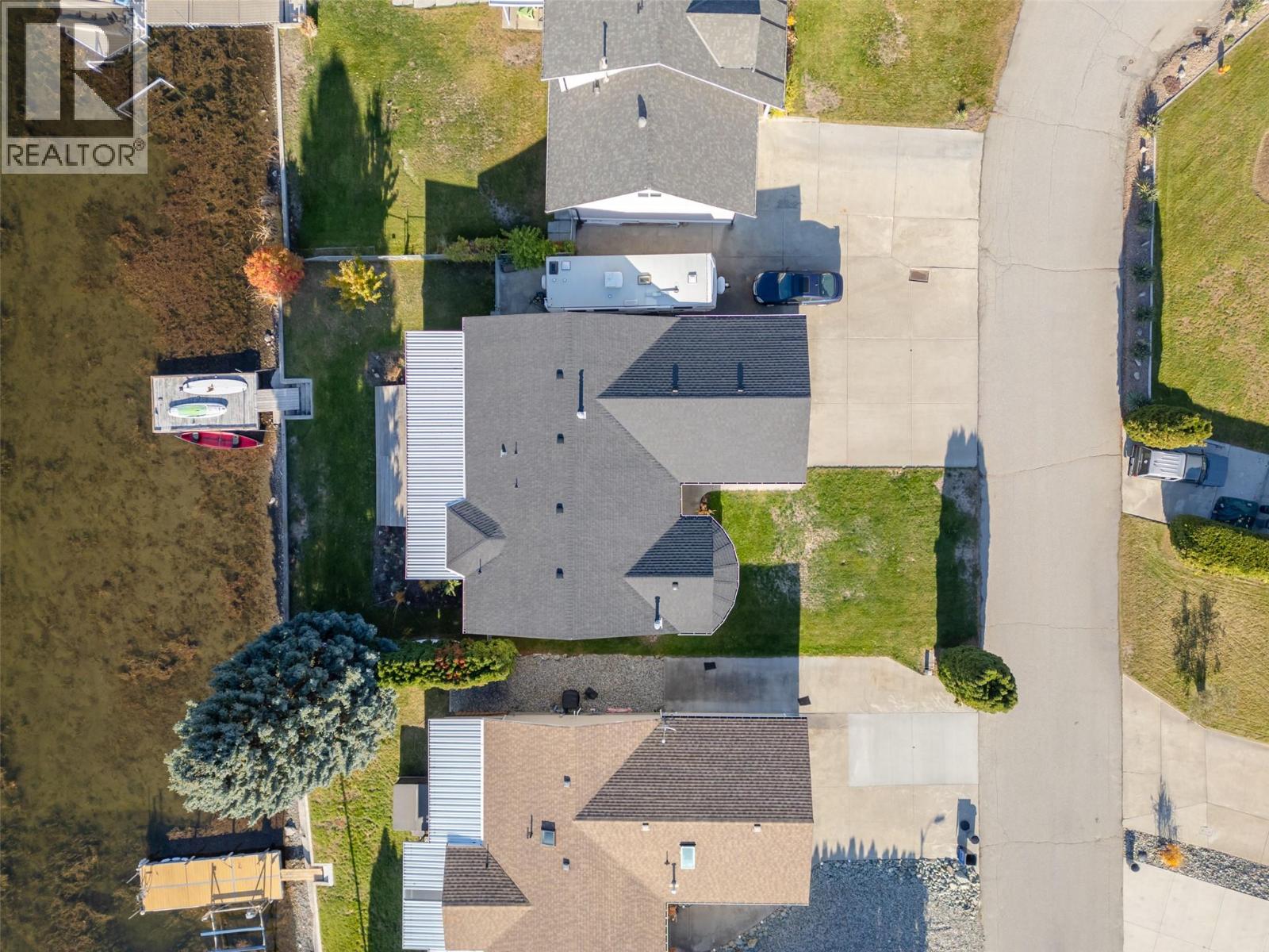 38 BAYVIEW Crescent - 63