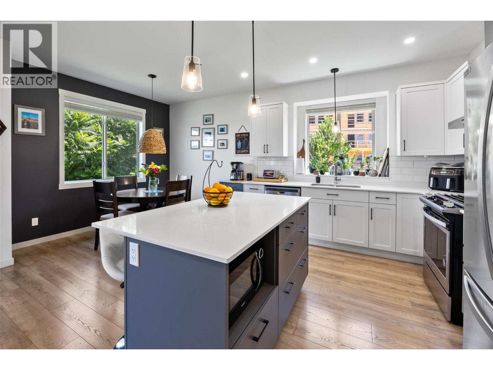#1 220 Shepherd Road - 12