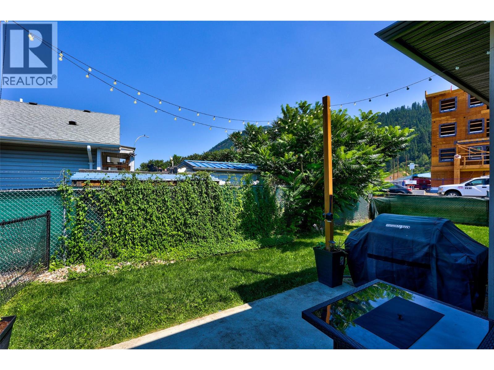 #1 220 Shepherd Road - 25